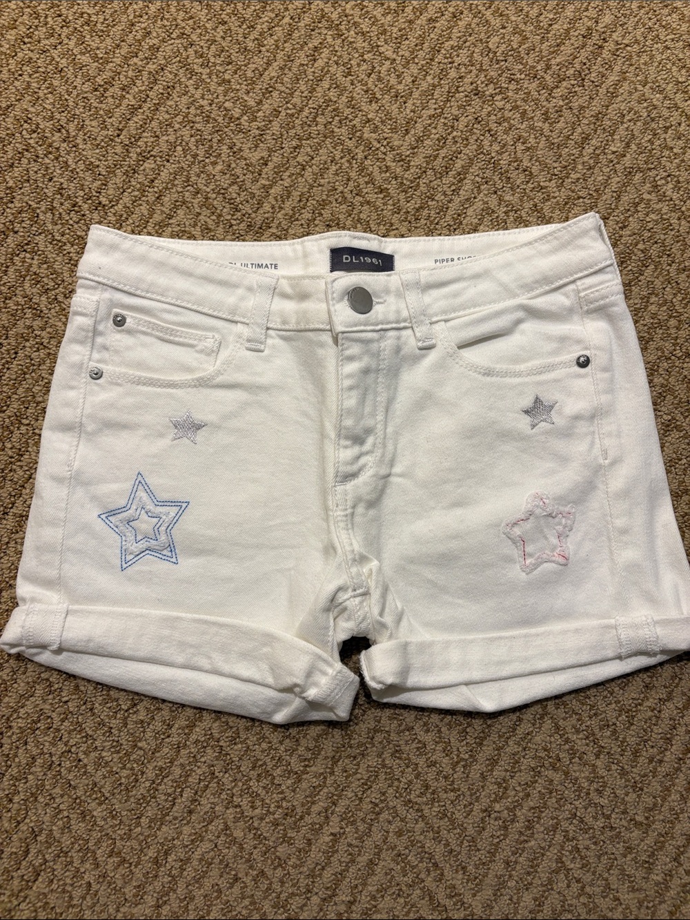 DL1961 White Star-Embroidered Denim Shorts